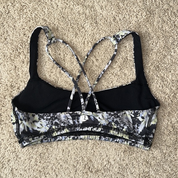 Lululemon Free To Be Bra - Picture 8 of 9